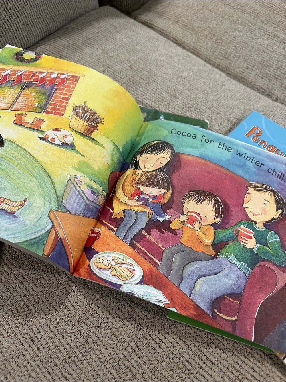 Scholastic 5 Kids Books Set - Picture 10 of 12
